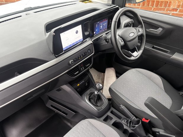 Ford Transit Courier Transit Courier Petrol 1.0 EcoBoost 125ps Limited Van 3