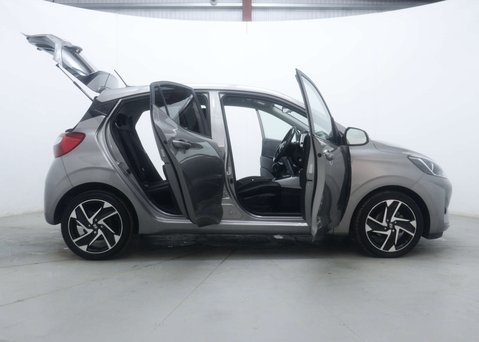 Hyundai i10 1.2 i10 Premium MPI Auto 5dr 48