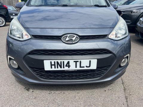 Hyundai i10 1.2 Premium Euro 5 5dr 9