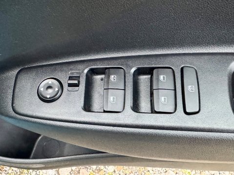 Hyundai i10 1.2 SE Connect Euro 6 (s/s) 5dr 16