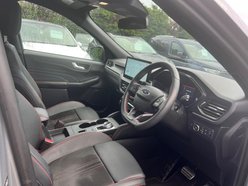 Ford Kuga 2.5h Duratec ST-Line CVT Euro 6 (s/s) 5dr 27