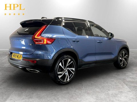 Volvo XC40 2.0 T4 R-Design Pro SUV 5dr Petrol Auto AWD Euro 6 (s/s) (190 ps) Reverse C 7