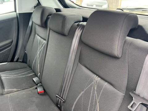 Peugeot 208 1.0 VTi Active Euro 5 5dr 27