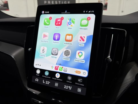 Volvo XC60 B5 ULTRA BLACK EDITION AWD 14
