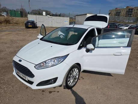 Ford Fiesta 1.0T EcoBoost Titanium X Hatchback 5dr Petrol Powershift Euro 6 (100 ps) 40