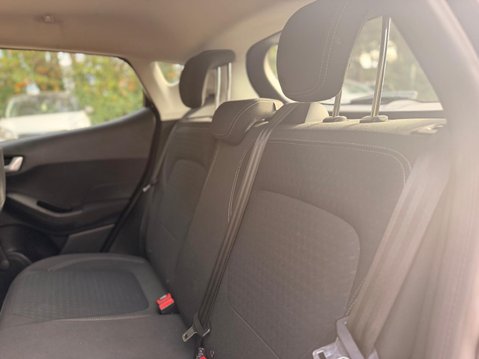 Ford Fiesta 1.1 Ti-VCT Zetec Euro 6 (s/s) 5dr 8