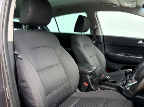 Kia Sportage 1.7 Sportage 2 CRDi ISG 5dr 17