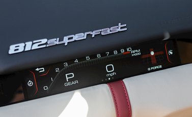 Ferrari 812 Superfast 22