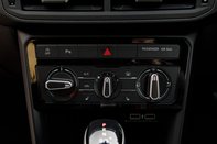 Volkswagen T-Cross SE TSI DSG 32