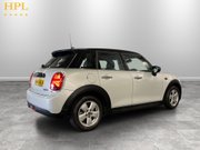 Mini Hatch 1.5 Cooper Classic Hatchback 5dr Petrol Manual Euro 6 (s/s) (136 ps) 7