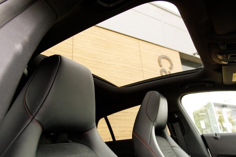 Mercedes-Benz CLA Class CLA 220 D AMG LINE 32