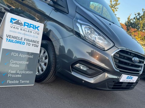 Ford Transit Custom 2.0 300 EcoBlue Limited Panel Van 5dr Diesel Manual L2 H1 Euro 6 (s/s) (130 11