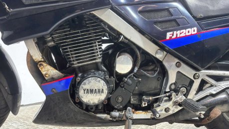 Yamaha FJ 1991 CLASSIC PROJECT BIKE SPARES OR REPAIR 1200CC SPORTS TOURER 18