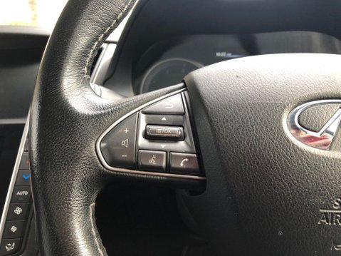 Infiniti Q50 SE D 31