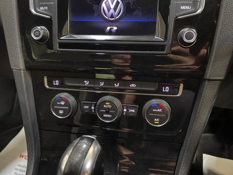 Volkswagen Golf 2.0 TSI BlueMotion Tech R DSG 4Motion Euro 6 (s/s) 5dr 23