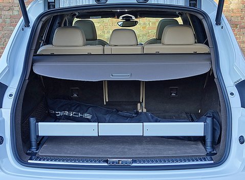 Porsche Cayenne Turbo 17