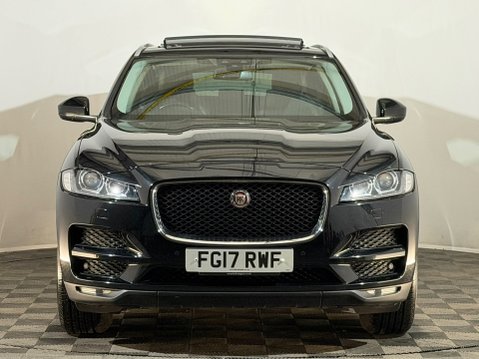 Jaguar F-Pace PRESTIGE AWD 2