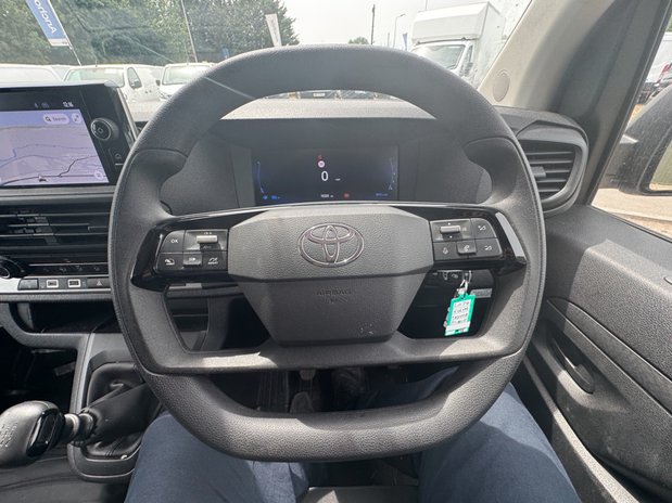 Toyota Proace LWB L2H1 Low Roof (Category N) Icon 310 Air Con Nav Sensors EURO 6 16