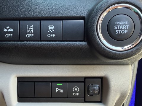 Suzuki Swift 1.2 Mild Hybrid Ultra ALLGRIP 5dr 33
