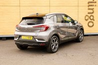 Renault Captur TECHNO E-TECH 2