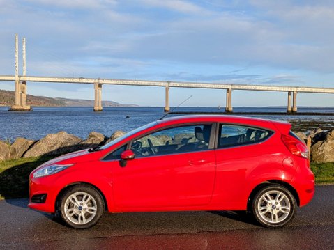 Ford Fiesta 1.25 Zetec Euro 6 3dr 8