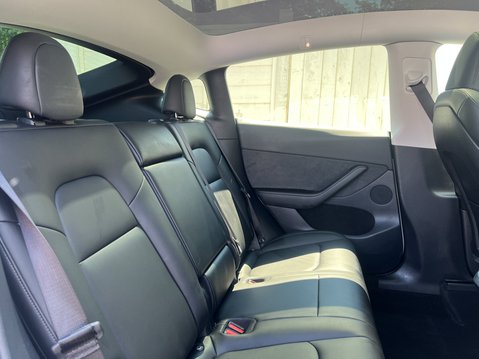 Tesla Model Y (Dual Motor) Long Range SUV 5dr Electric Auto 4WDE (384 bhp) 13