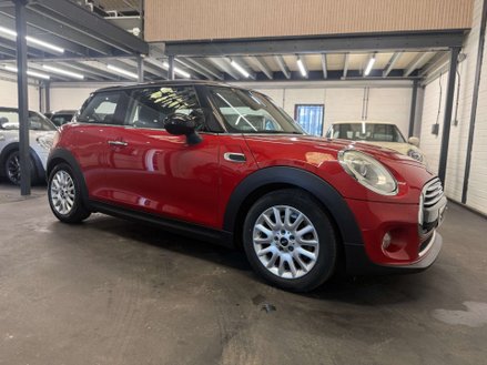 Mini Hatch 1.5 Cooper Auto 3dr