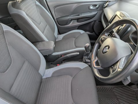 Renault Clio 1.5 DCI DYNAMIQUE S NAV 9