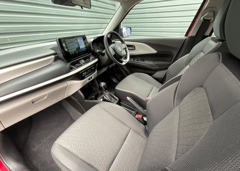 Suzuki Swift MOTION 11