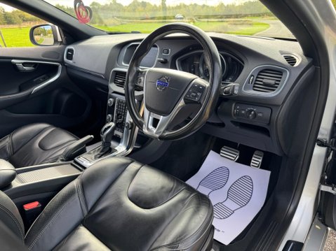 Volvo V40 2.0 D4 R-Design Lux Nav Auto Euro 6 (s/s) 5dr 30
