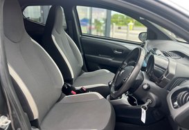 Toyota Aygo 1.0 VVT-I X-TREND TSS 5 DOOR 16