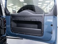 Land Rover Defender 3.0 Defender X-Dynamic SE D MHEV Auto 4WD 3dr 8