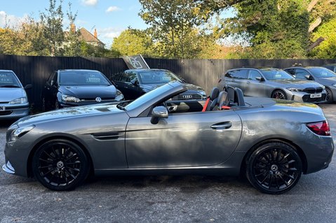Mercedes-Benz SLC SLC 200 AMG LINE - AIRSCARF -9 MERCEDES SERVICES -HEATED SEATS -PAN ROOF 26