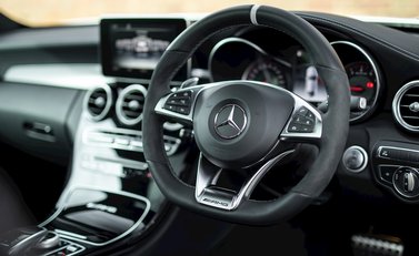 Mercedes-Benz C Class C63 S Coupe 10