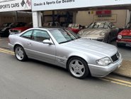 Mercedes-Benz SL Series SL320 17