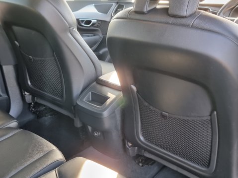 Volvo XC90 D5 POWERPULSE MOMENTUM AWD 31