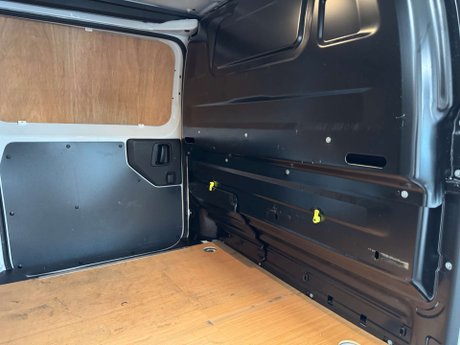 Vauxhall Vivaro 1.5 Vivaro F2900 Professional S/S 32