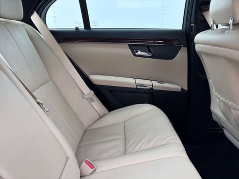 Mercedes-Benz S Class 3.0 S320 CDi Auto 4dr 17