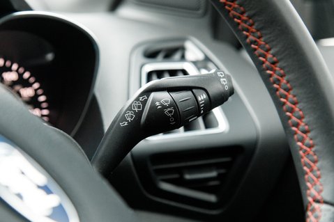 Ford Kuga ST-LINE EDITION TDCI 18