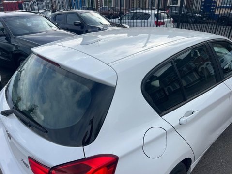 BMW 1 Series 1.5 118i Sport Euro 6 (s/s) 5dr 15