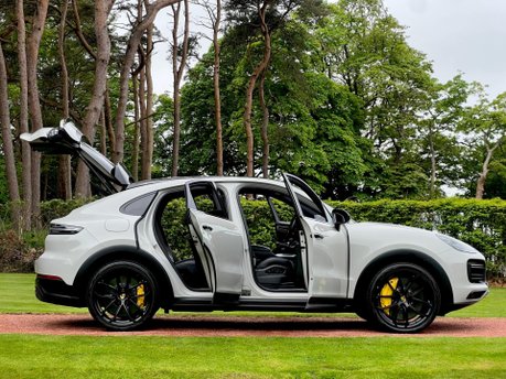 Porsche Cayenne 4.0T V8 Turbo TiptronicS 4WD Euro 6 (s/s) 5dr 30