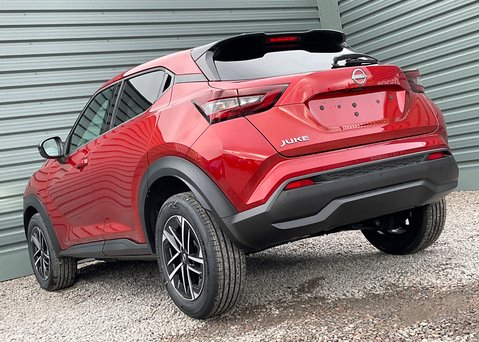 Nissan Juke N-CONNECTA DIG-T 114 BHP  10