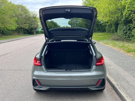 Audi A1 1.0 TFSI 30 S line Sportback S Tronic Euro 6 (s/s) 5dr 44