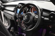 Mini Hatch 1.5 Cooper Sport Auto 5dr 33