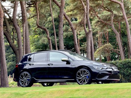 Volkswagen Golf R TSI 4MOTION DSG