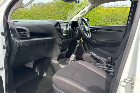 Isuzu D-Max Utility 1.9 TD Single Cab Dropside Truck 13