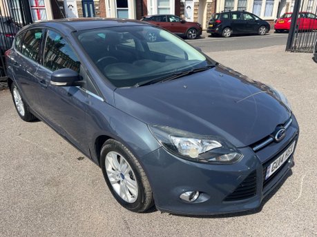 Ford Focus 1.6T EcoBoost Titanium Navigator Euro 5 (s/s) 5dr