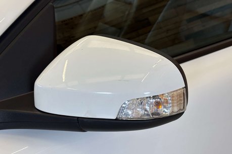 Volvo C30 1.6D DRIVe SE Sports Coupe 3dr Diesel Manual Euro 5 (s/s) (115 ps) 18