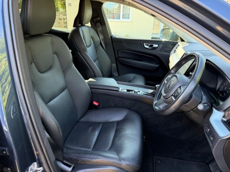 Volvo XC60 2.0 D4 Momentum Pro Auto AWD Euro 6 (s/s) 5dr 18