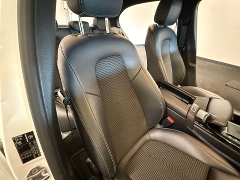 Mercedes-Benz A Class 1.5 A 180 Sport D Auto 5dr 10